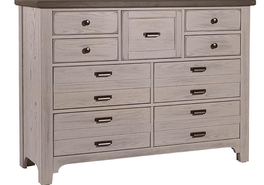 MASTER DRESSER - 9 DRAWER